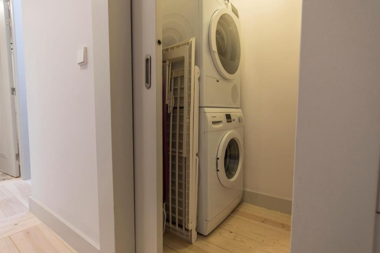 Lovelystay - 3 Bedroom Downtown Wonderwall Lissabon Exterior foto