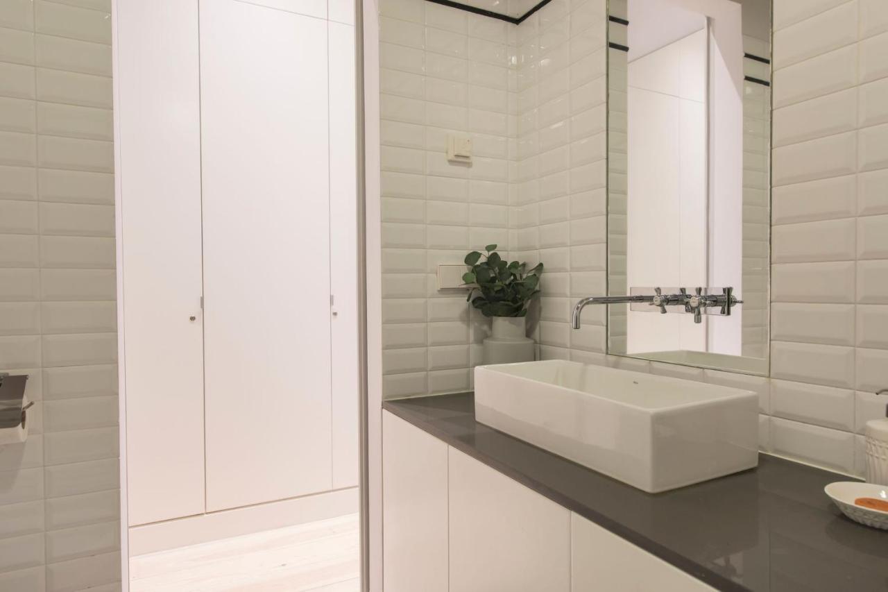 Lovelystay - 3 Bedroom Downtown Wonderwall Lissabon Exterior foto