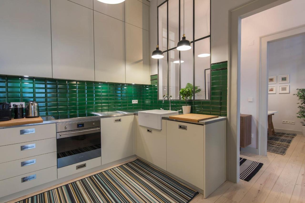 Lovelystay - 3 Bedroom Downtown Wonderwall Lissabon Exterior foto